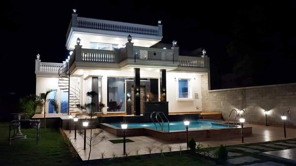 Greystone Villa, Swiming Pool , Bbq , Big Garden, Pool Table, Party Speaker, Bathtub, Kitchen, 15Mins To Golden Temple Amritsar Exteriér fotografie