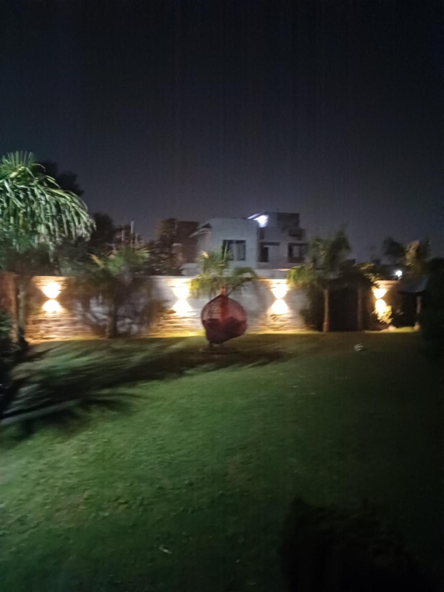 Greystone Villa, Swiming Pool , Bbq , Big Garden, Pool Table, Party Speaker, Bathtub, Kitchen, 15Mins To Golden Temple Amritsar Exteriér fotografie