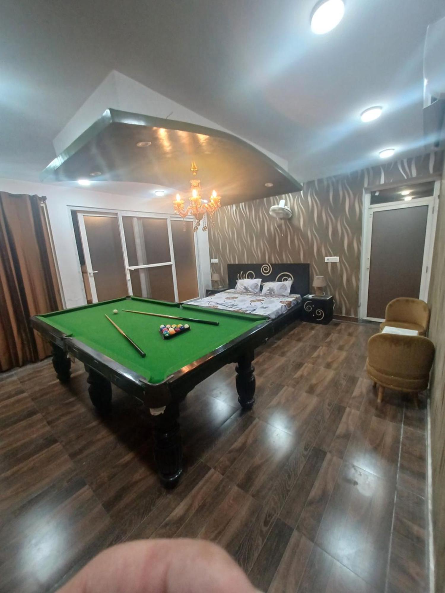 Greystone Villa, Swiming Pool , Bbq , Big Garden, Pool Table, Party Speaker, Bathtub, Kitchen, 15Mins To Golden Temple Amritsar Exteriér fotografie